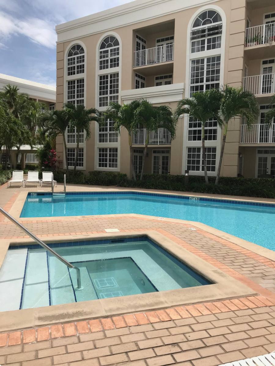 Apartment for rent at 1280 S Alhambra Circle #1221, Miami, FL 33146