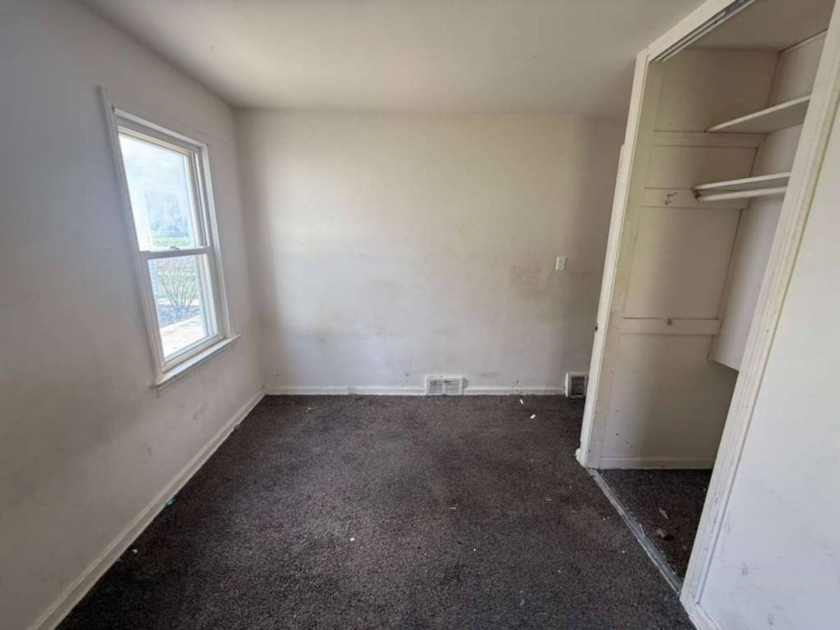 House for rent at 18107 N Blvd, Maple Heights, OH 44137