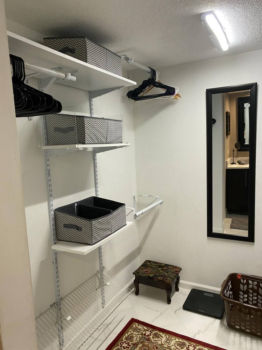 Apartment for rent at 130 Lakeshore Dr #130PH 22, North Palm Beach, FL 33408