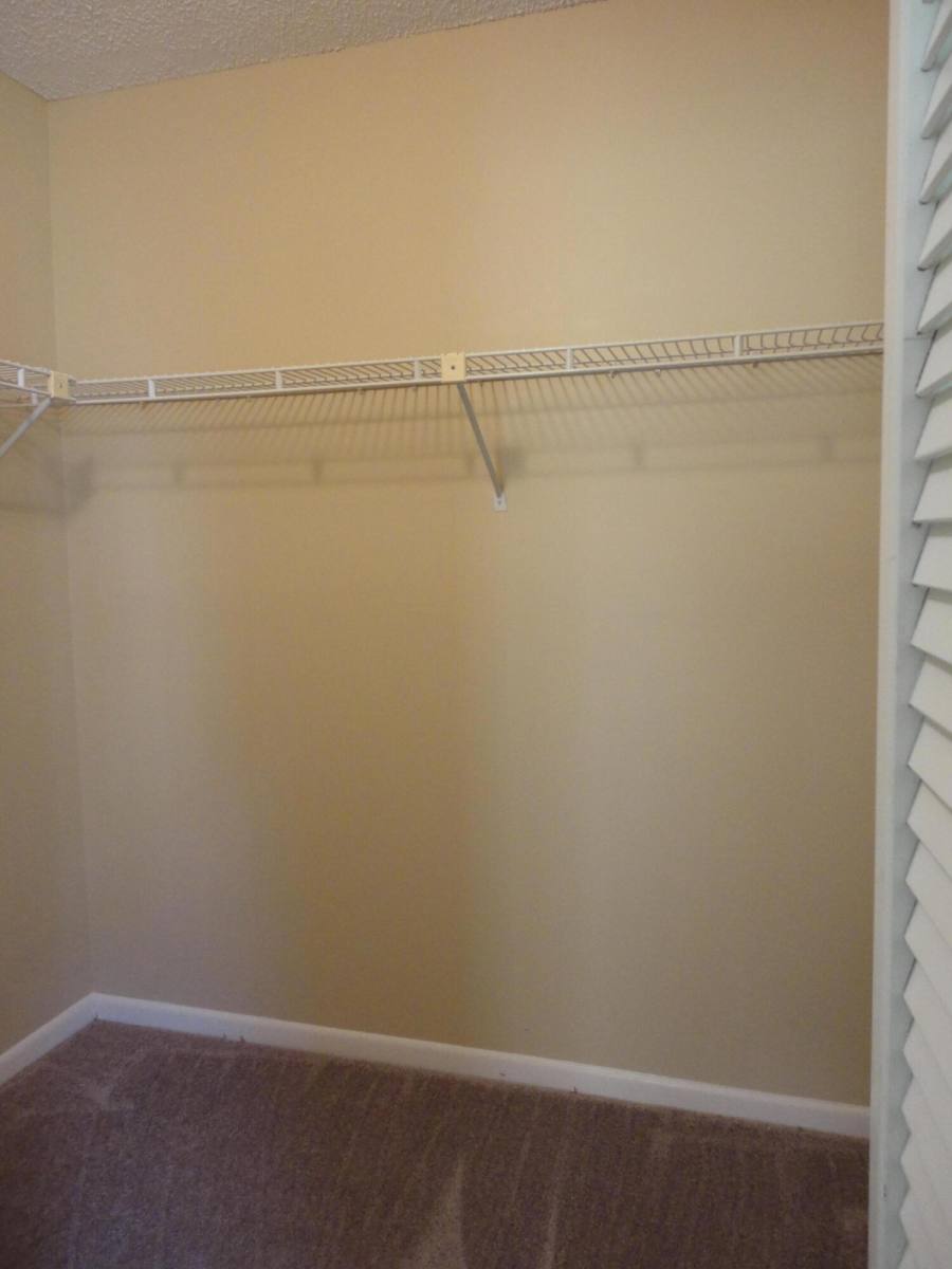 Apartment for rent at 110 Lake Pine Circle #110B1, Lake Worth, FL 33463