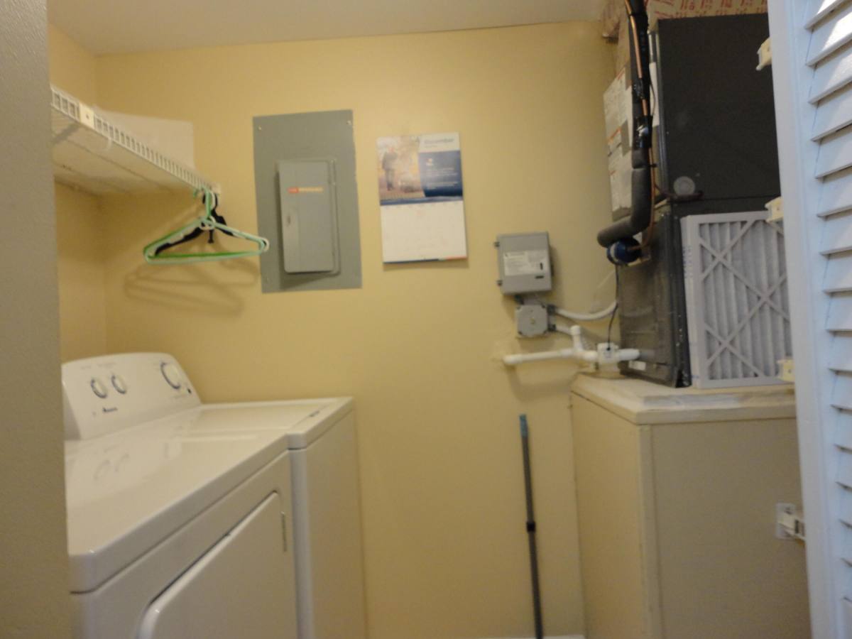Apartment for rent at 110 Lake Pine Circle #110B1, Lake Worth, FL 33463