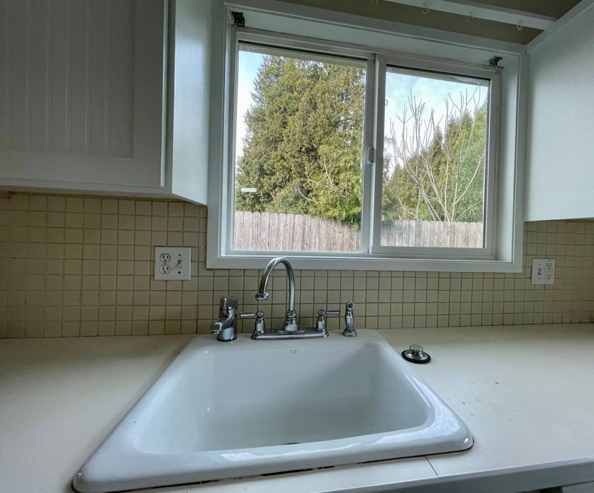 Apartment for rent at 882 NW Florence, Gresham, OR 97030