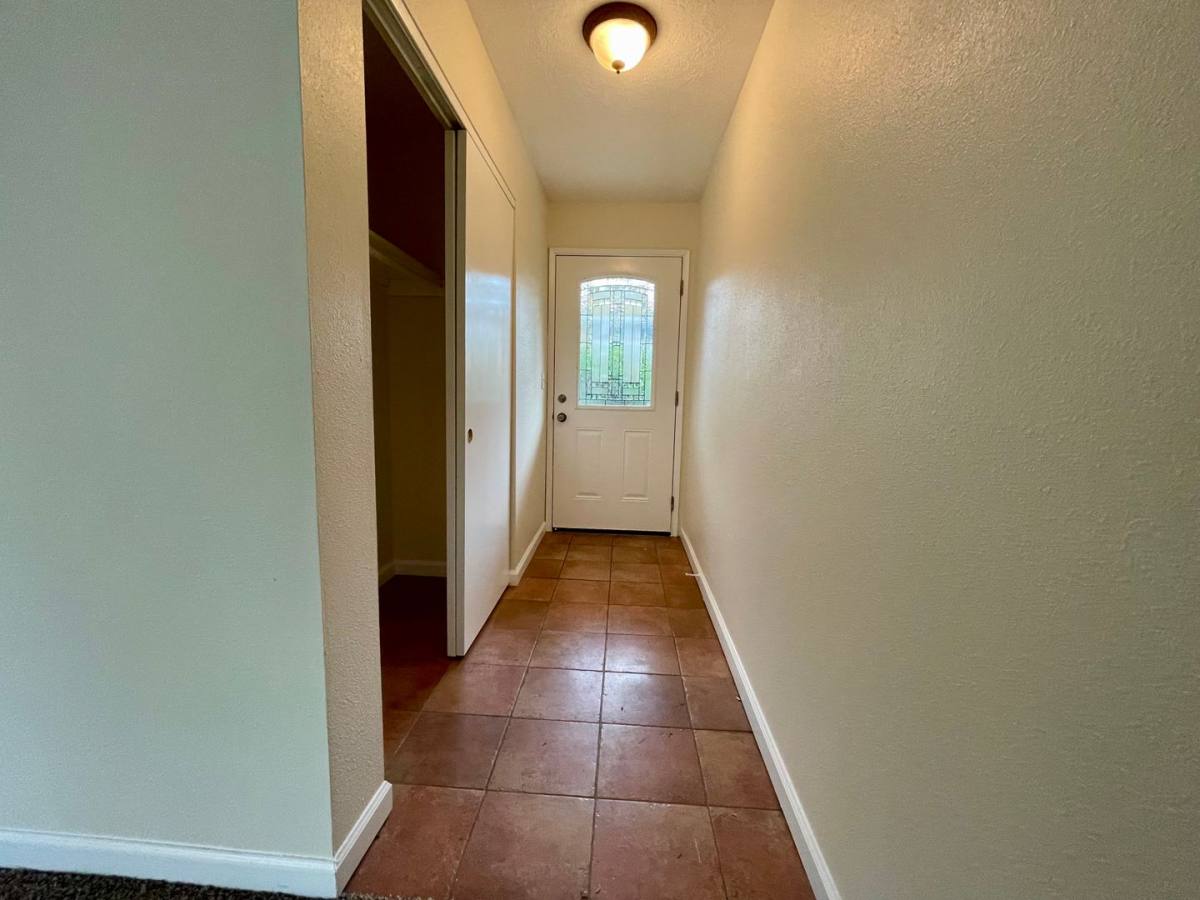 Apartment for rent at 882 NW Florence, Gresham, OR 97030