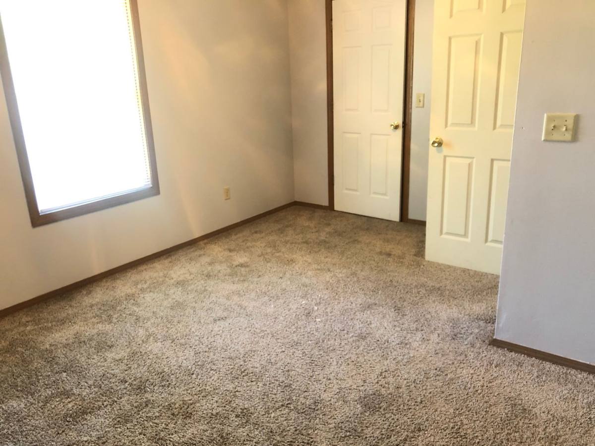 Apartment for rent at 1414 Croxton, Bloomington, IL 61701