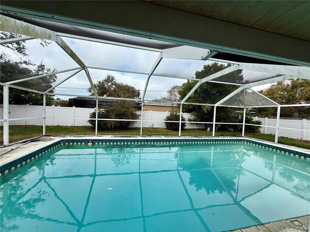 Apartment for rent at 2328 Cass St, Sarasota, FL 34231