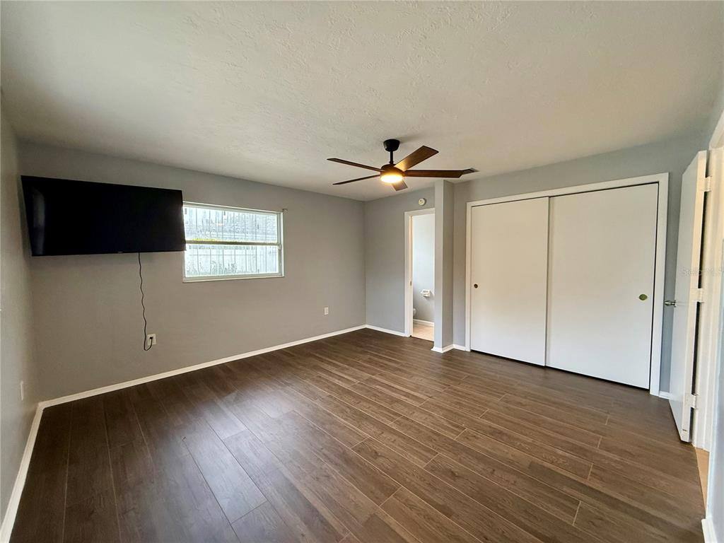 Apartment for rent at 2328 Cass St, Sarasota, FL 34231