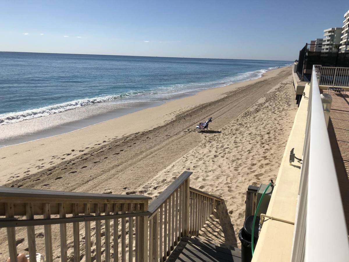 Apartment for rent at 3540 S Ocean Blvd #109, Palm Beach, FL 33480