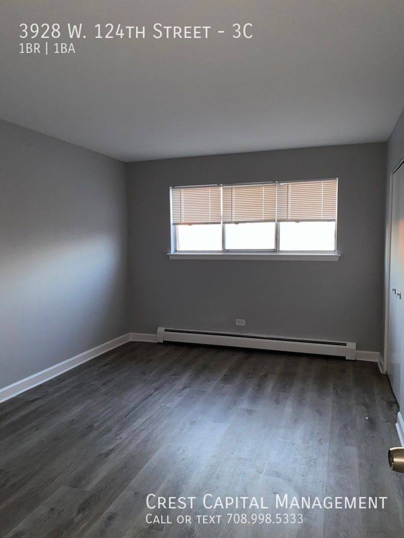 Apartment for rent at 3928-34 W 124th St, Alsip, IL 60803