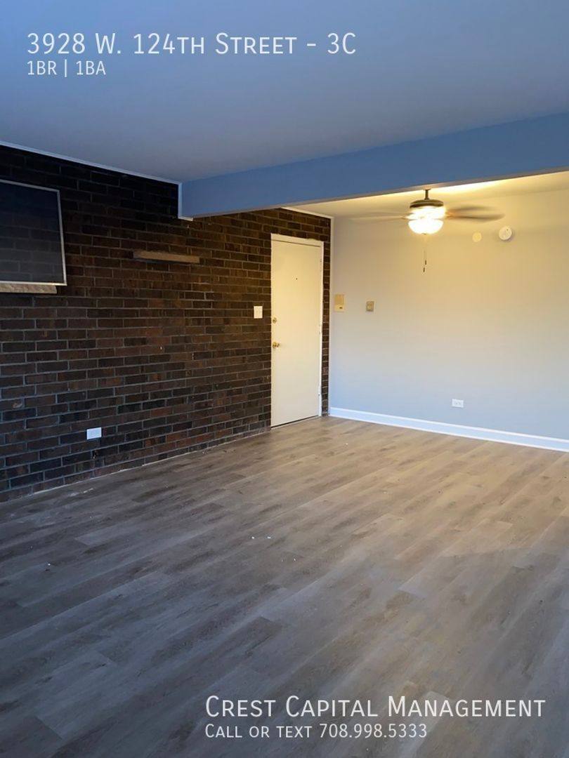 Apartment for rent at 3928-34 W 124th St, Alsip, IL 60803