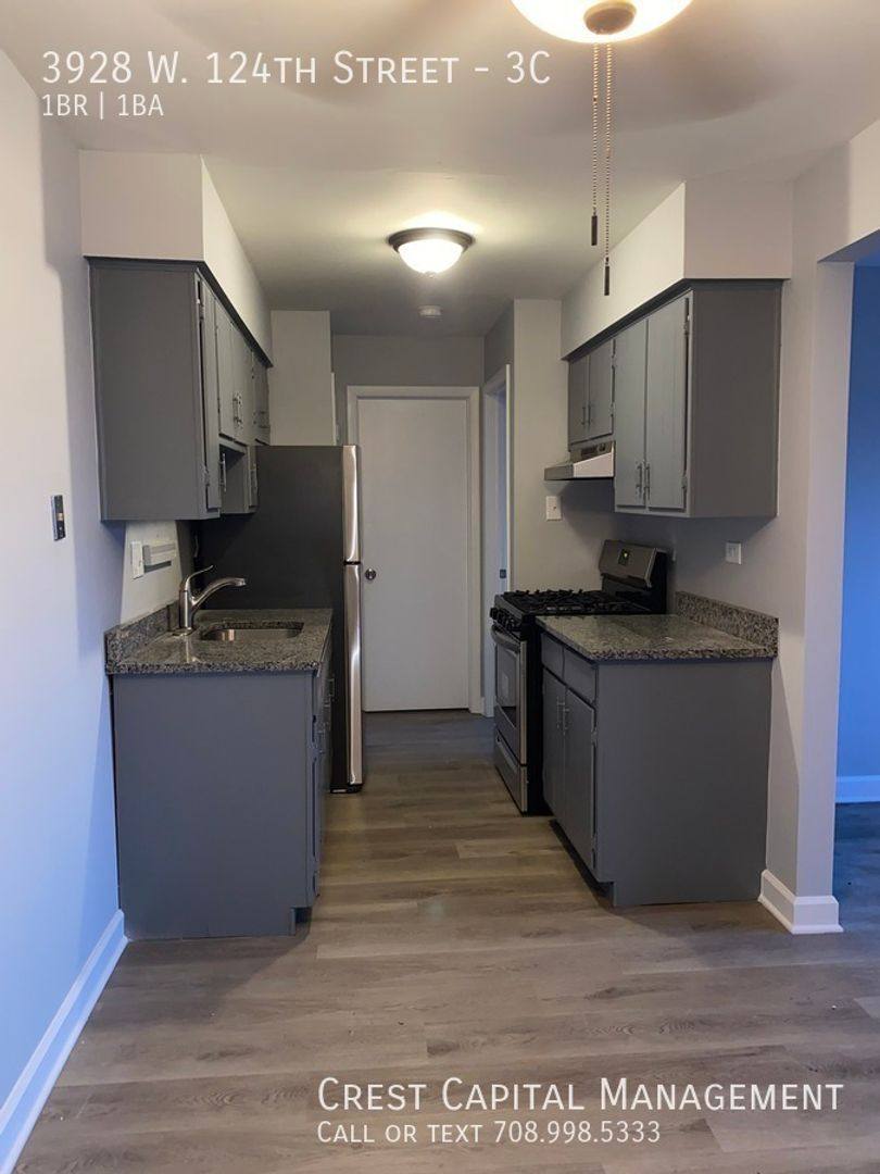 Apartment for rent at 3928-34 W 124th St, Alsip, IL 60803