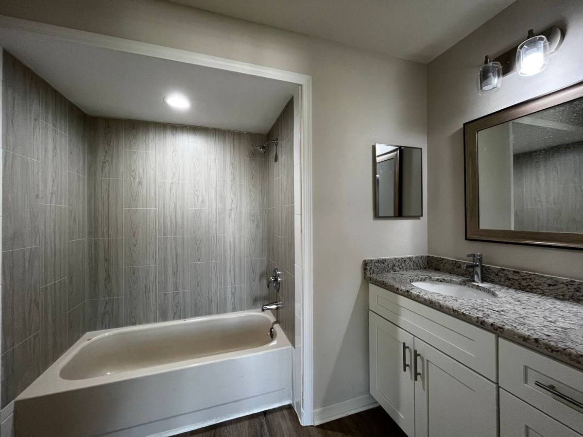 Townhouse for rent at 21307 Gertrude Ave, Port Charlotte, FL 33952