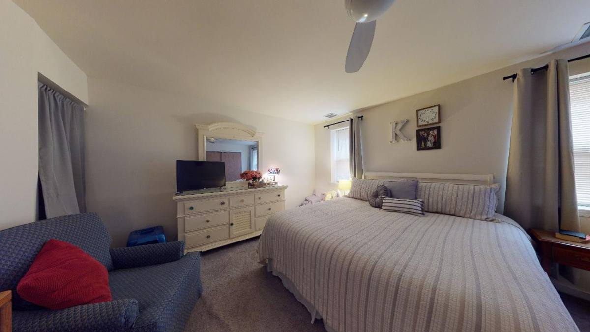 Apartment for rent at 4419-29 Walnut St, Philadelphia, PA 19104