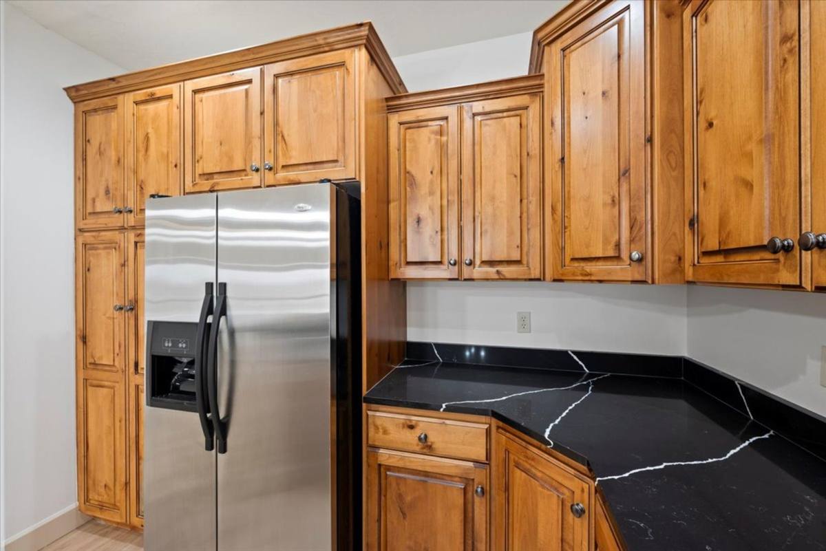 Apartment for rent at 1043 N 920 W, Orem, UT 84057