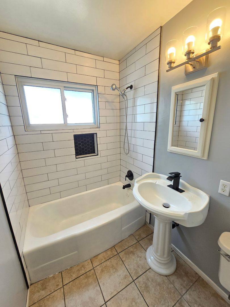Apartment for rent at 45114 16th St W, Lancaster, CA 93534
