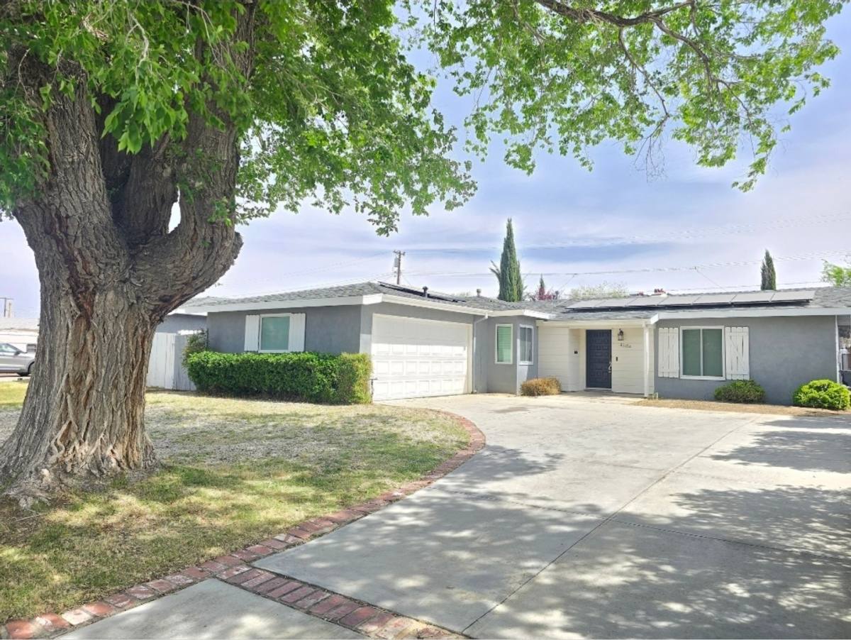 Apartment for rent at 45114 16th St W, Lancaster, CA 93534