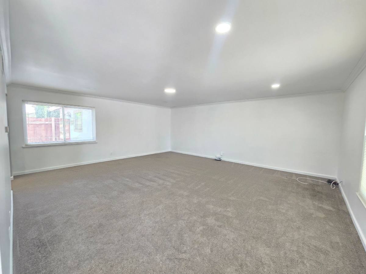 Apartment for rent at 45114 16th St W, Lancaster, CA 93534