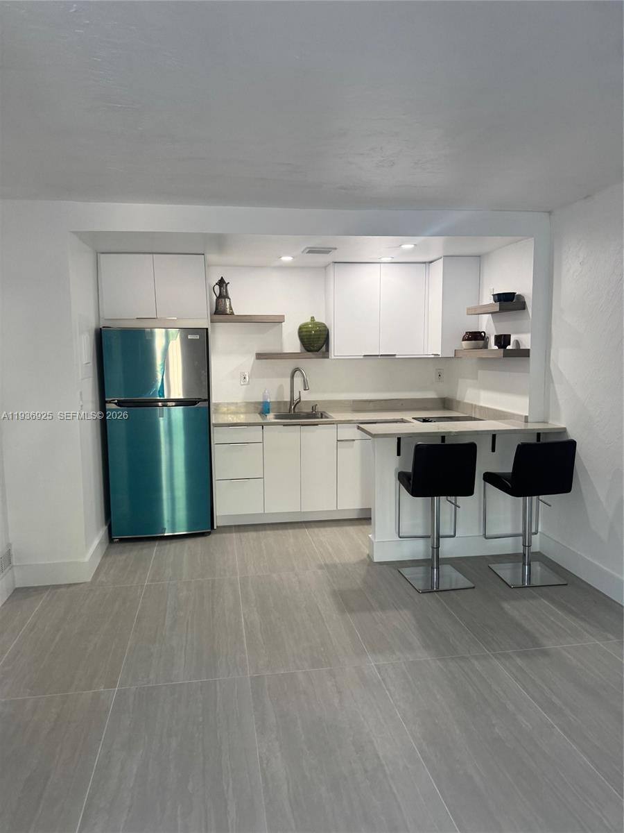 Apartment for rent at 6920 SW 82nd Court #2, Miami, FL 33143