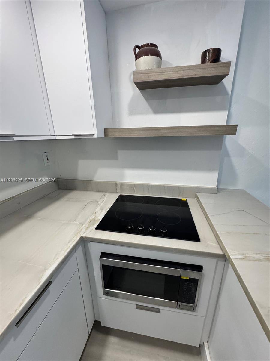 Apartment for rent at 6920 SW 82nd Court #2, Miami, FL 33143