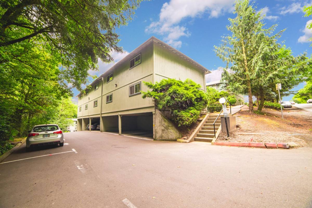 Apartment for rent at 7740 SW 45th, Portland, OR 97219