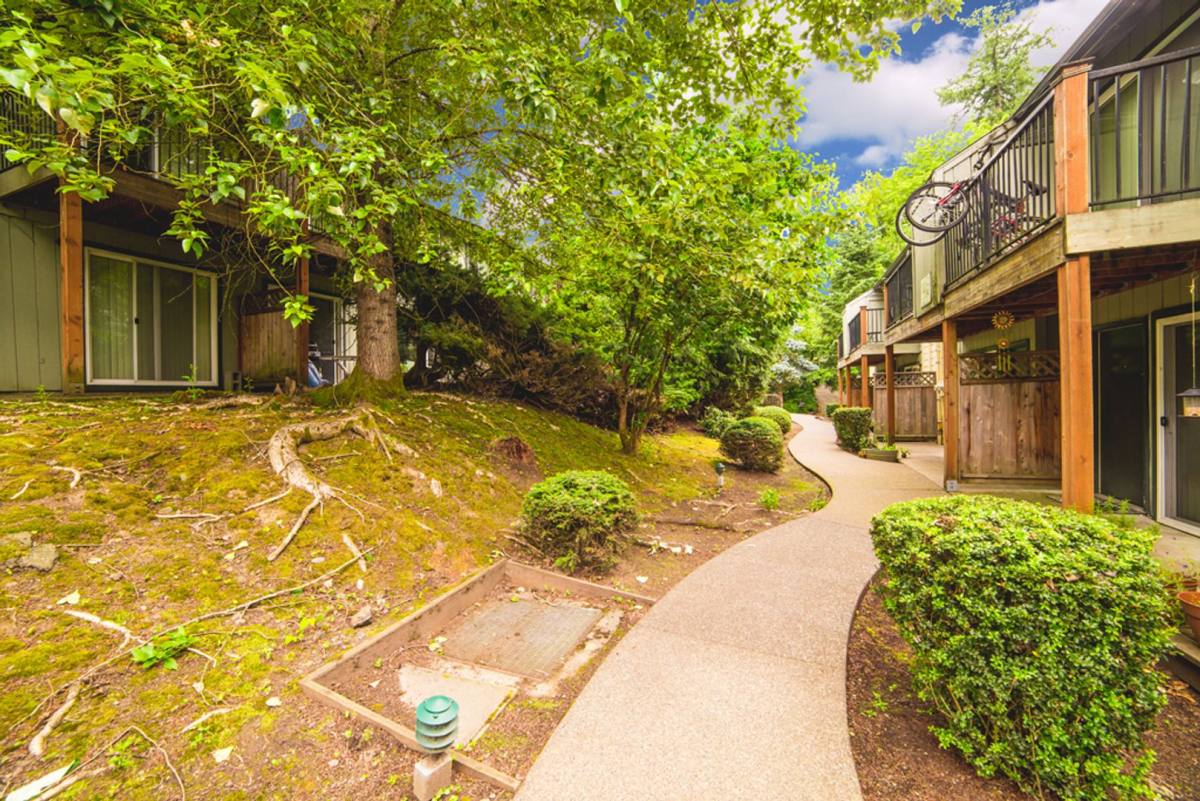 Apartment for rent at 7740 SW 45th, Portland, OR 97219