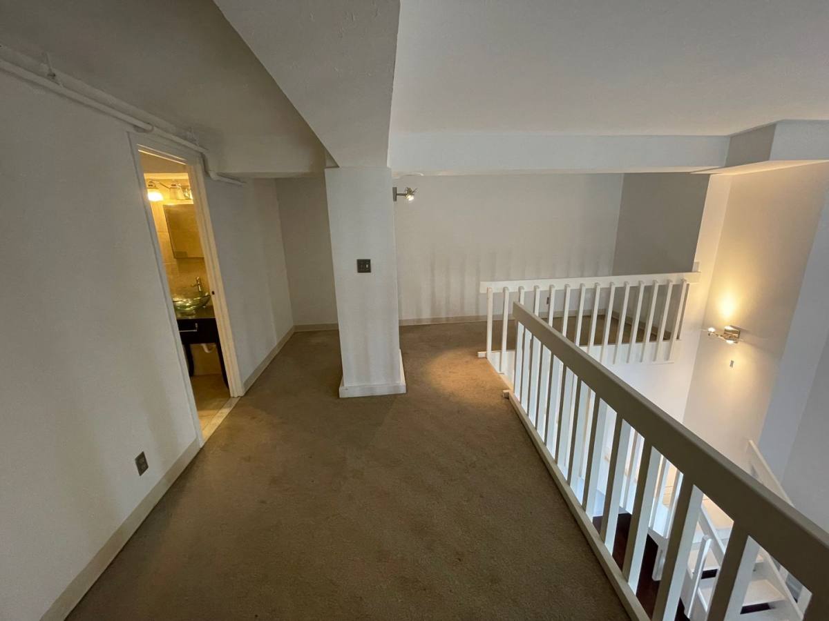Apartment for rent at 116 Court St, New Haven, CT 06511