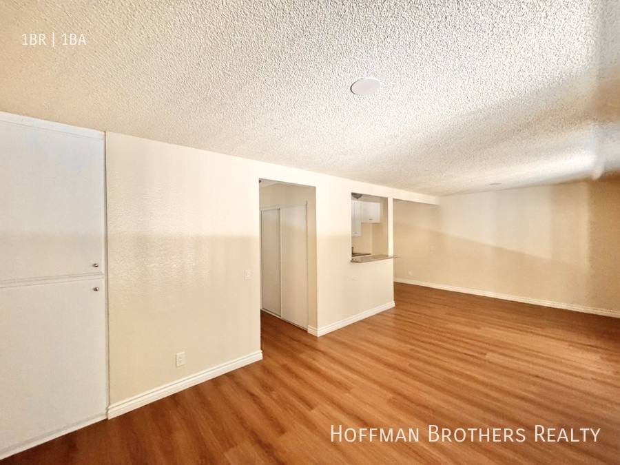 Apartment for rent at 6727 Woodley Ave #22, Van Nuys, CA 91405