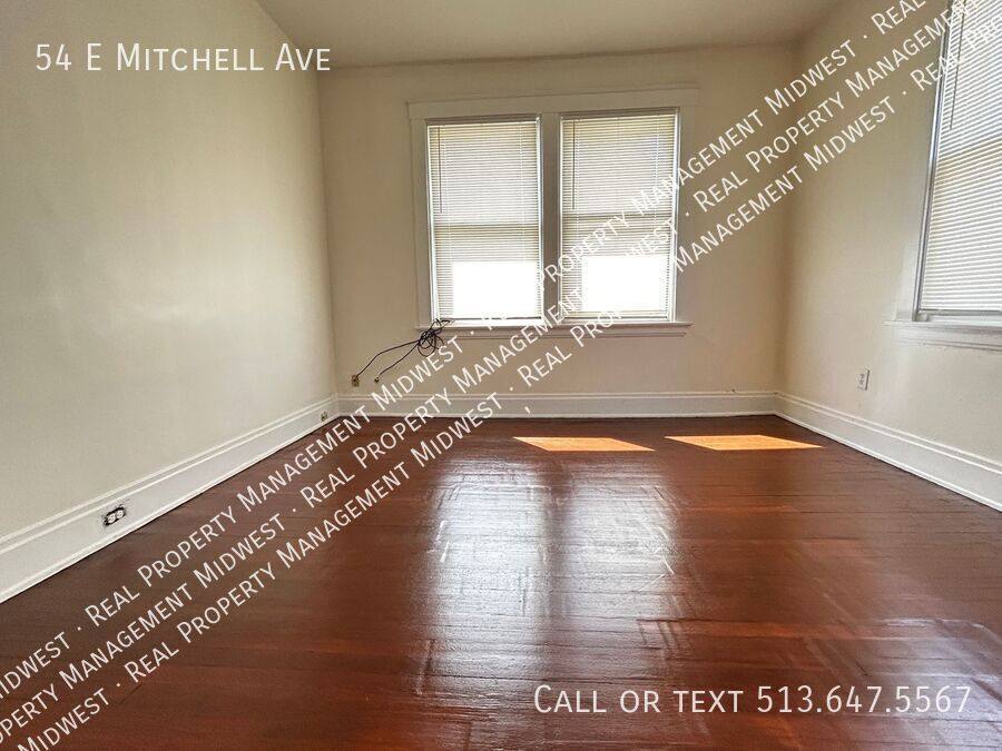 Apartment for rent at 54 E Mitchell Ave, Cincinnati, OH 45217