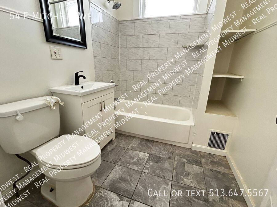 Apartment for rent at 54 E Mitchell Ave, Cincinnati, OH 45217
