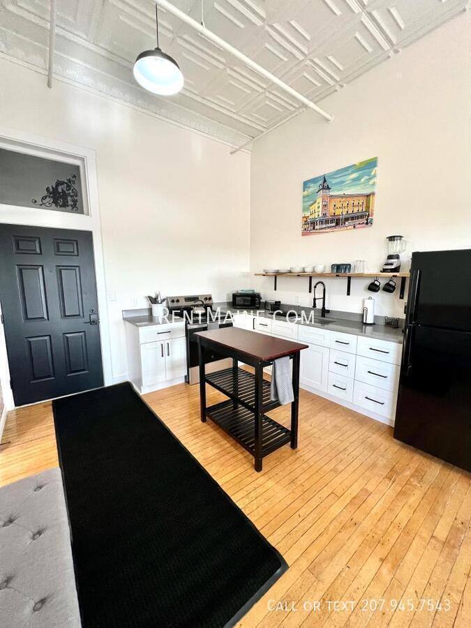 Apartment for rent at 113 N Lancey St #202, Pittsfield, ME 04967