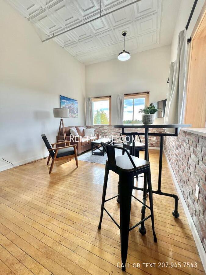 Apartment for rent at 113 N Lancey St #202, Pittsfield, ME 04967