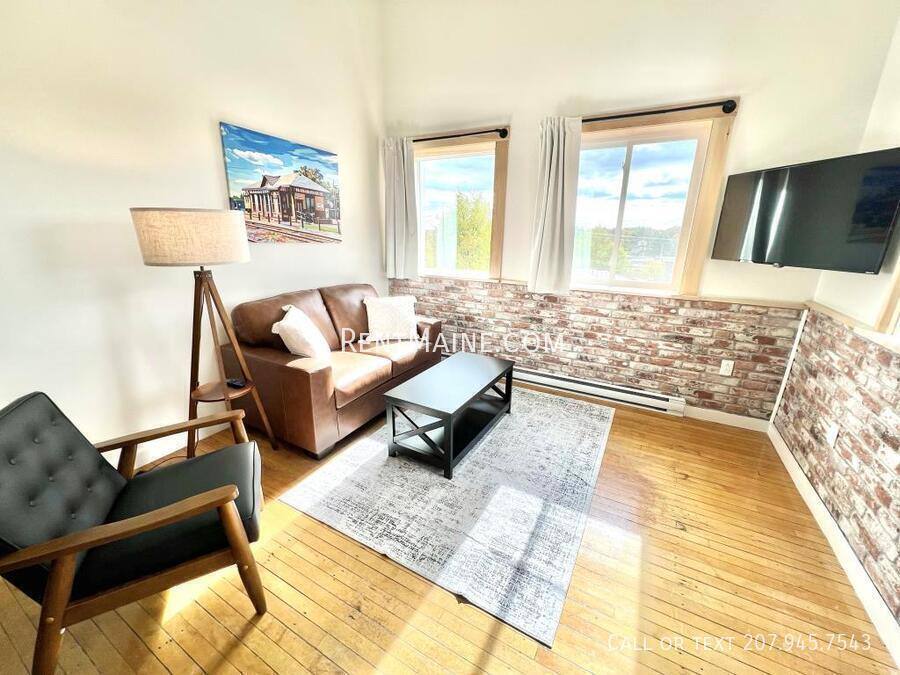 Apartment for rent at 113 N Lancey St #202, Pittsfield, ME 04967