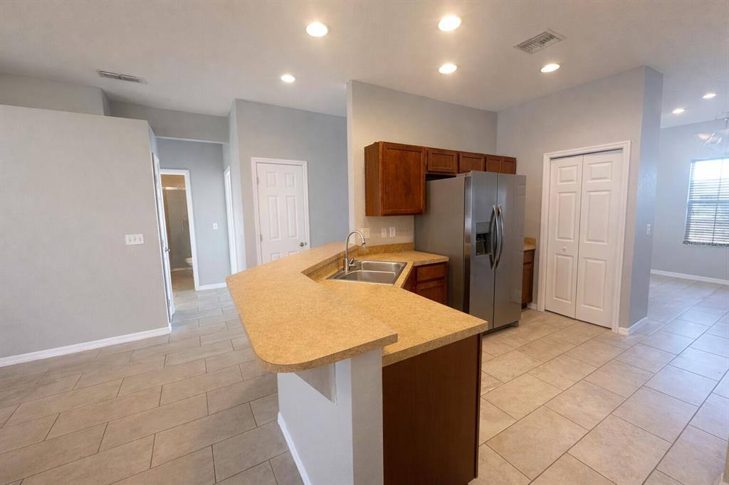 Apartment for rent at 1192 Normandy Heights Circle, Winter Haven, FL 33880