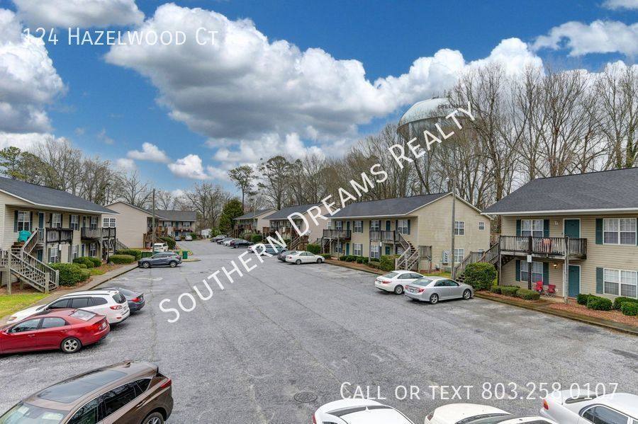 House for rent at 124 Hazelwood Court, Greenwood, SC 29649