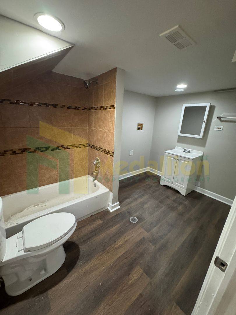 House for rent at 9648 S Yale Ave, Chicago, IL 60628