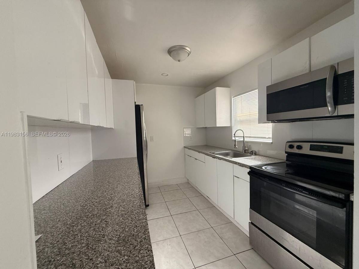 House for rent at 1513 NW 15th Ave, Fort Lauderdale, FL 33311