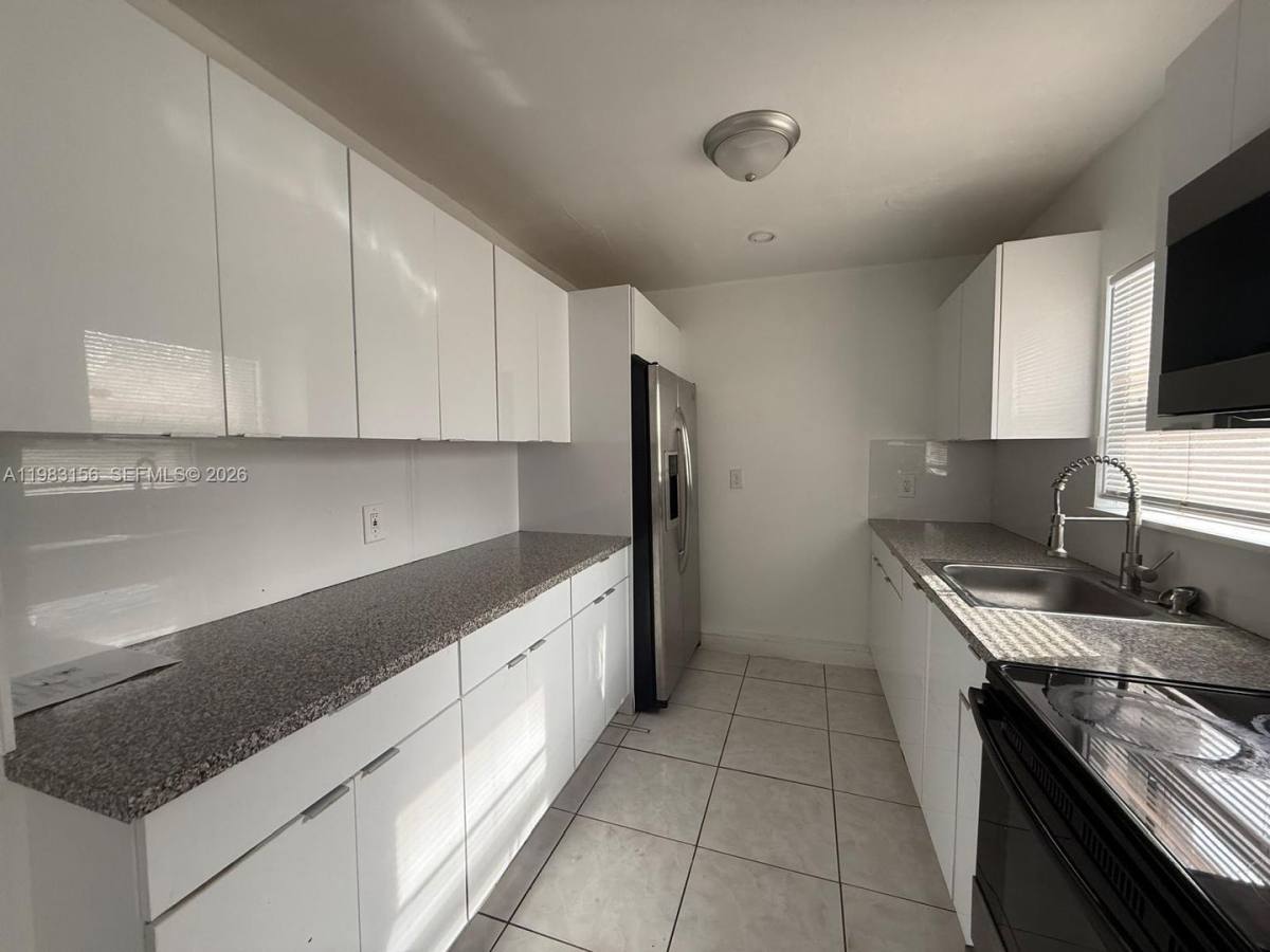 House for rent at 1513 NW 15th Ave, Fort Lauderdale, FL 33311