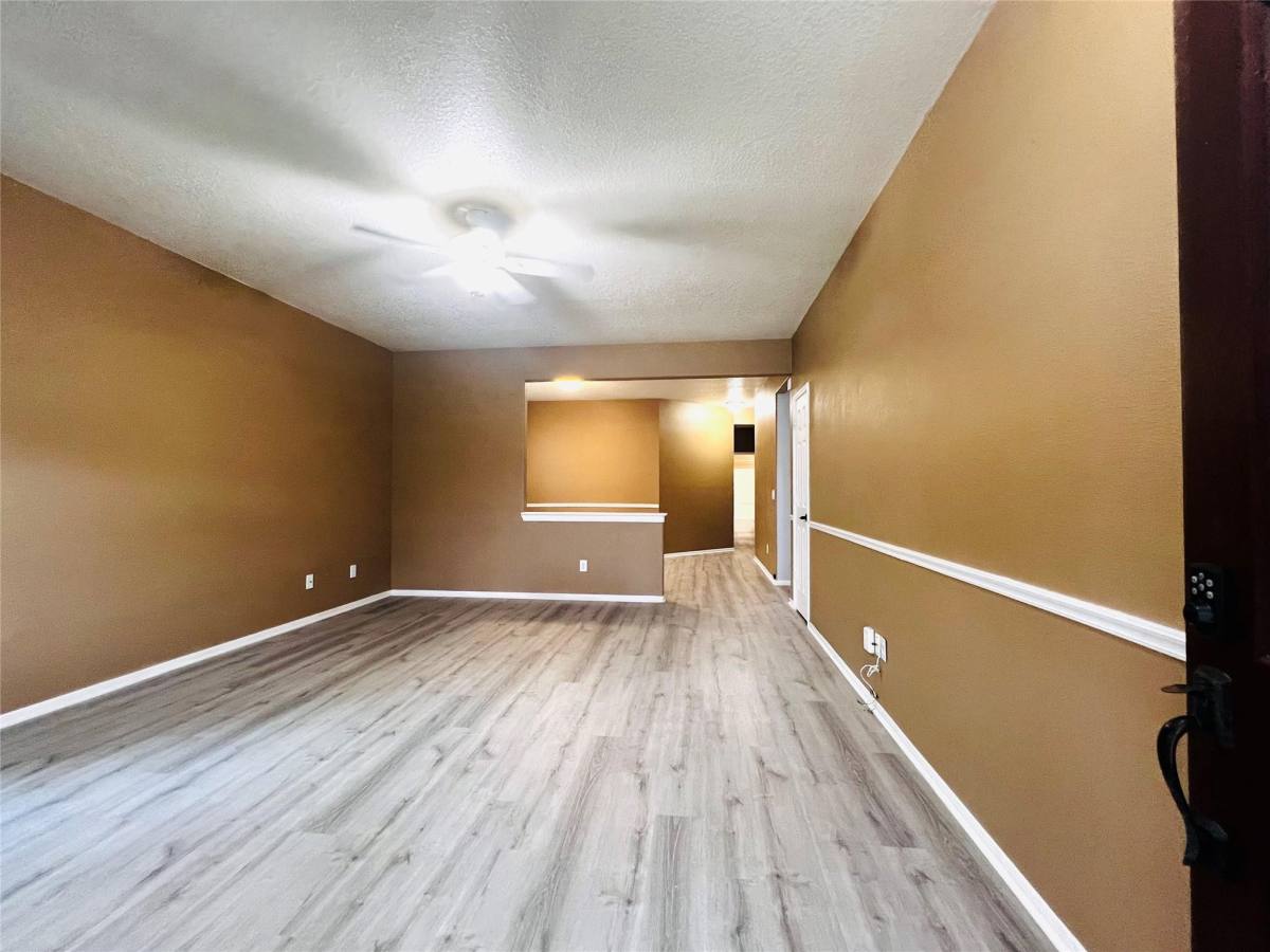 Apartment for rent at 2919 Amber Cliff Dr, Katy, TX 77449