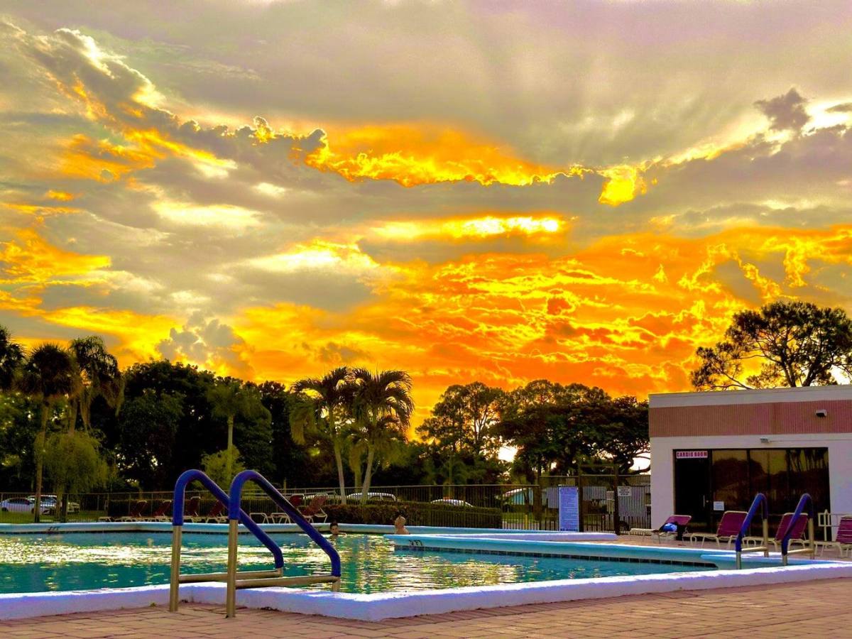 Condo for rent at 4734 Lucerne Lakes Blvd E #212, Lake Worth, FL 33467