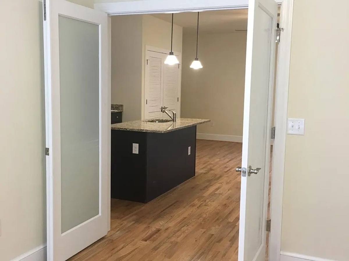 Apartment for rent at 6 S Harvie St, Richmond, VA 23220