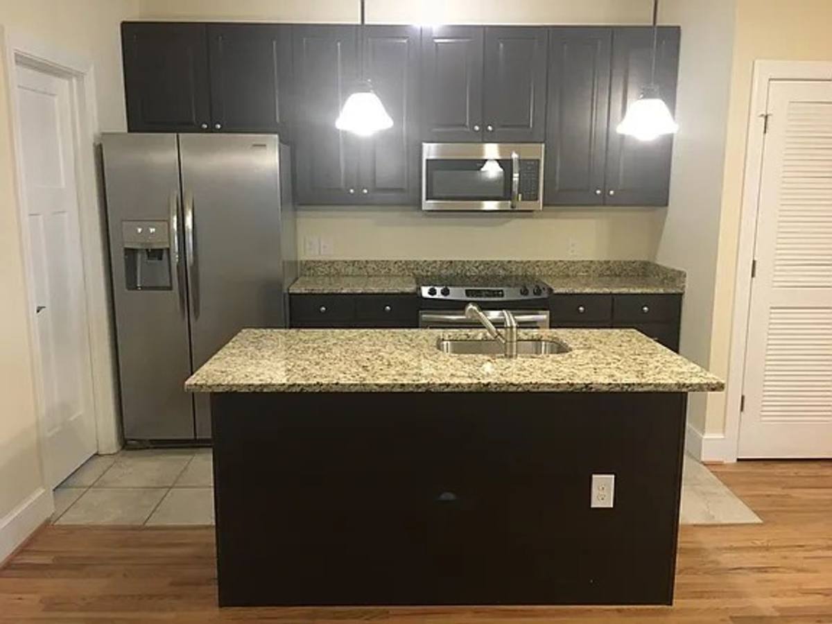 Apartment for rent at 6 S Harvie St, Richmond, VA 23220