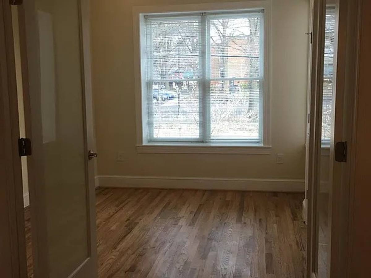 Apartment for rent at 6 S Harvie St, Richmond, VA 23220