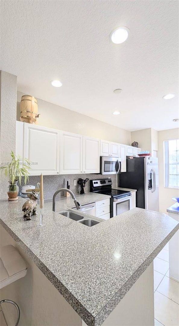 House for rent at 3930 NW 91st Terrace, Fort Lauderdale, FL 33351