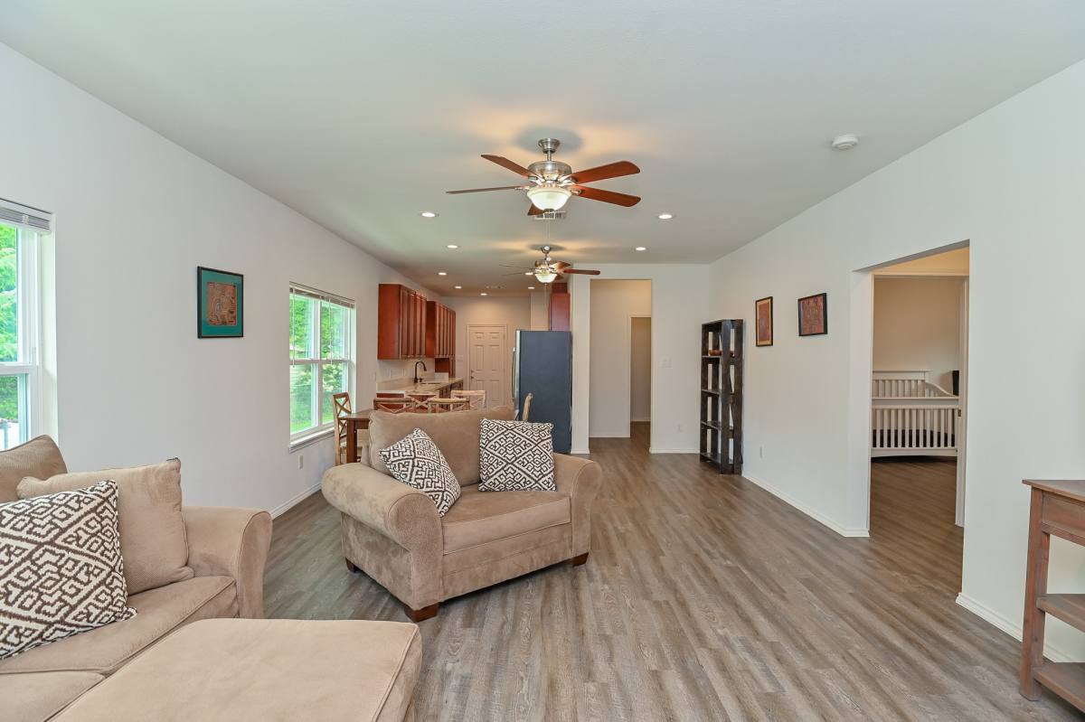 Apartment for rent at 1110 Louise St, Houston, TX 77009