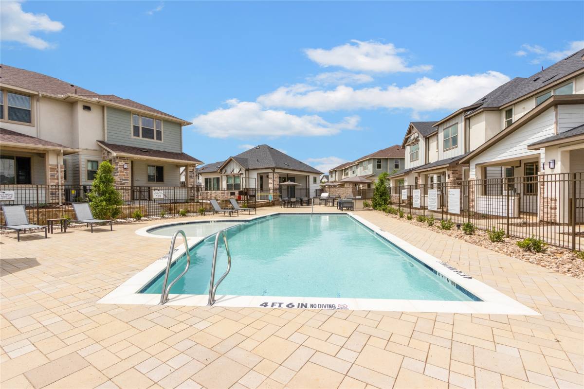 Townhouse for rent at 5900-83 Highway 287 Frontage Rd, Arlington, TX 76017