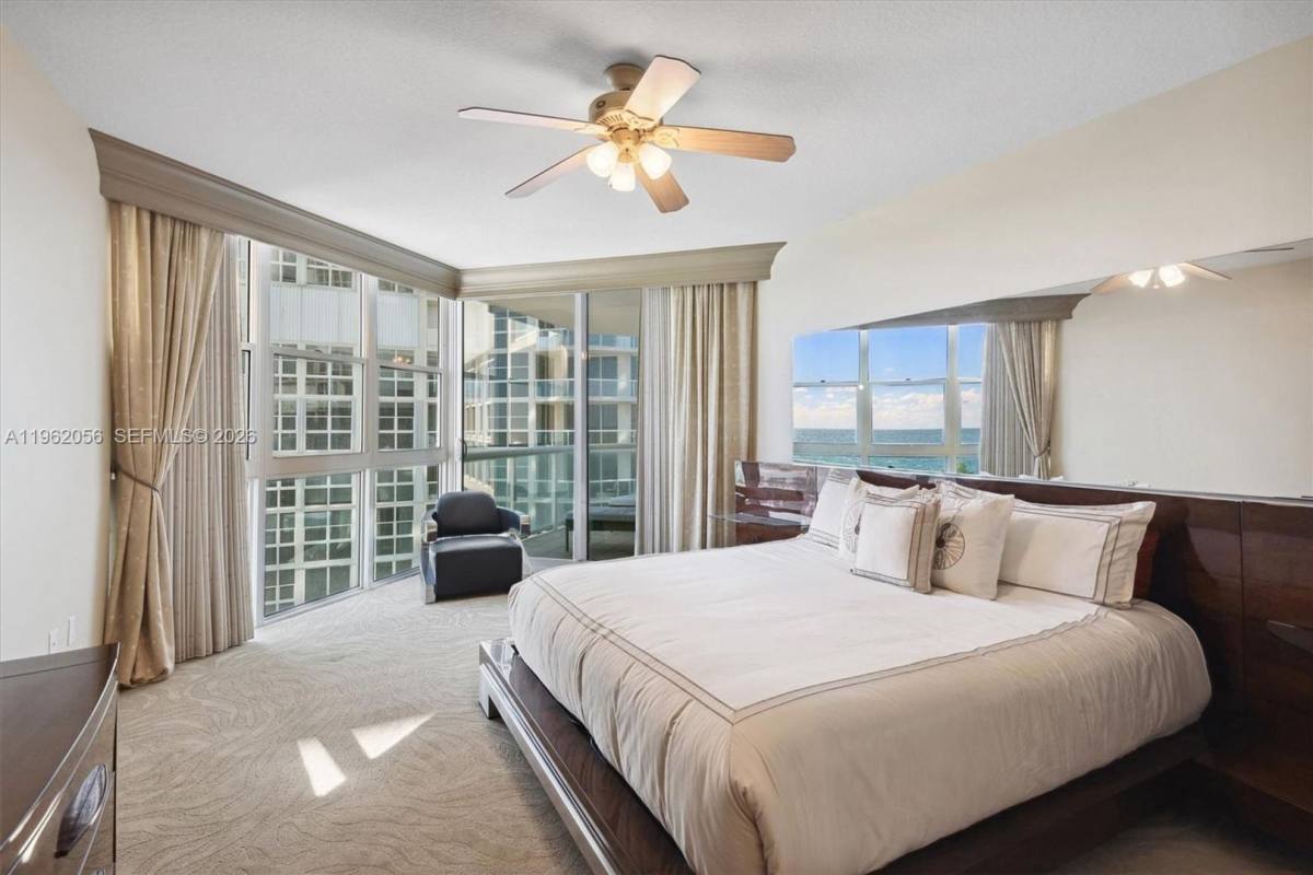 Apartment for rent at 6051 N Ocean Dr, Hollywood, FL 33019