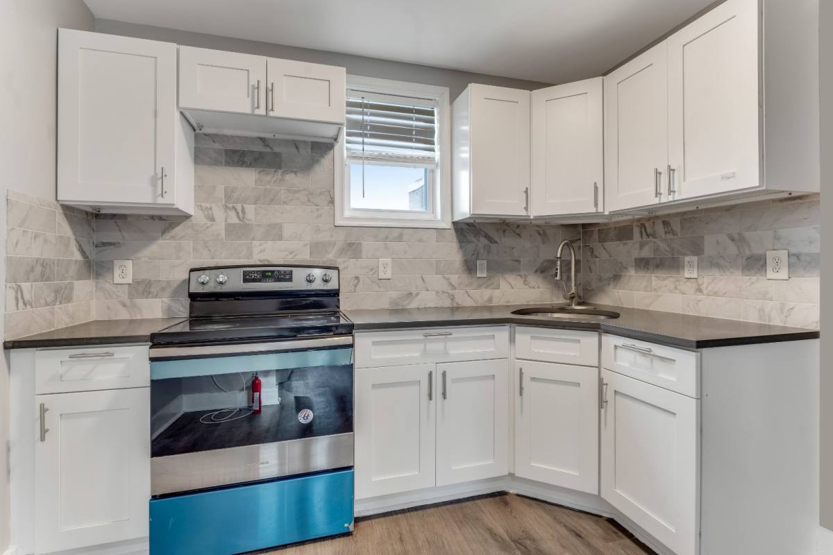 Townhouse for rent at 304 E Ontario, Philadelphia, PA 19134