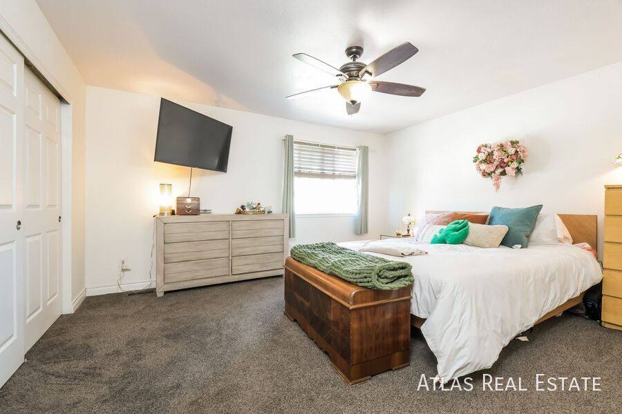 Townhouse for rent at 8199 Welby Rd #1105, Denver, CO 80229