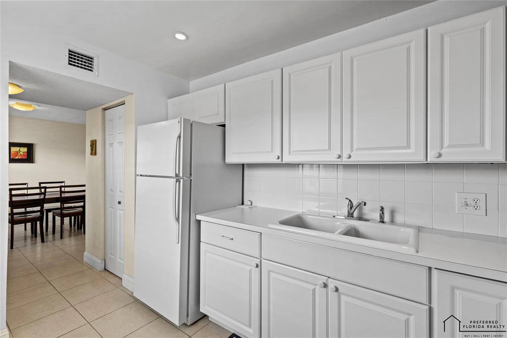 Condo for rent at 4191 NW 41st St #316, Fort Lauderdale, FL 33319