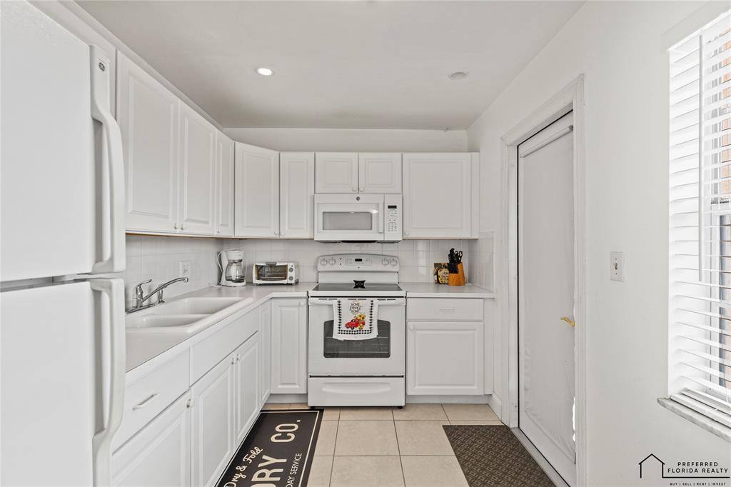 Condo for rent at 4191 NW 41st St #316, Fort Lauderdale, FL 33319