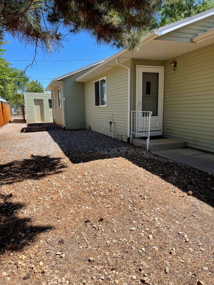 House for rent at 827 Beech Ave, Canon City, CO 81212